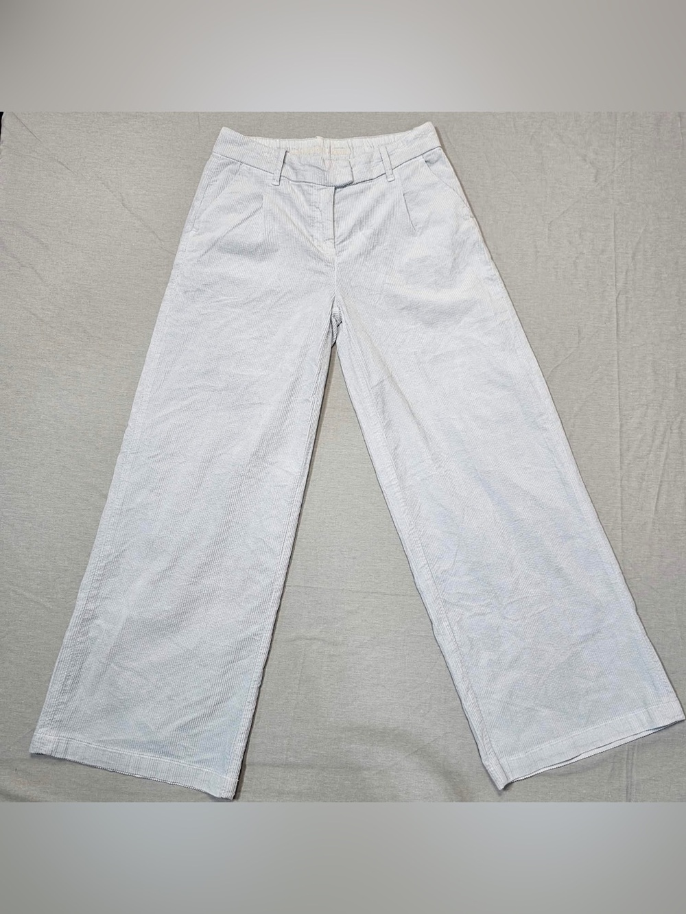 #432 American Eagle Light Blue Corduroy Wide-Leg Pants Size 2 Stretch High Rise